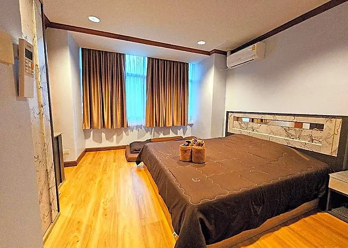 Private In Phatumwan Near Siam ,samyan,chula Bangkok